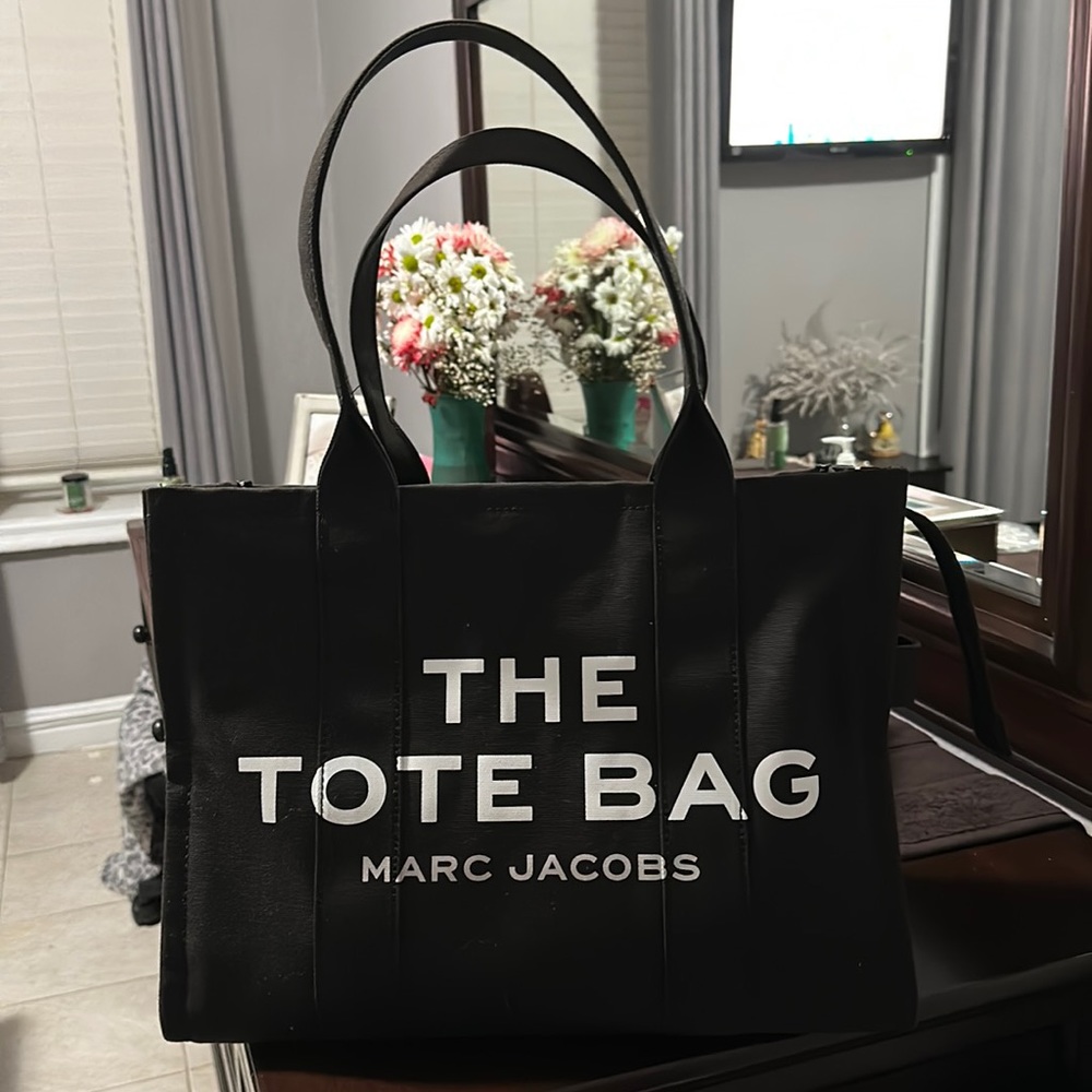 Authentic Marc Jacob medium tote bag